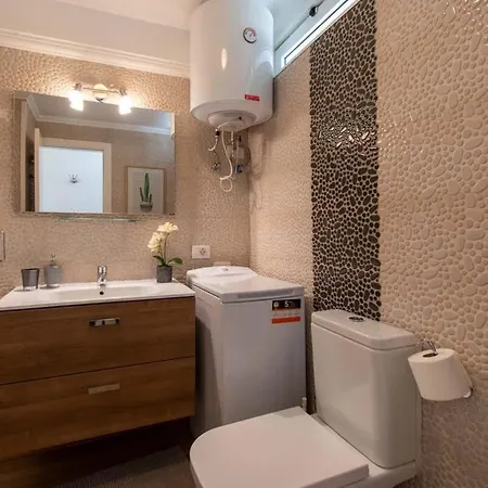 Borinquen 1 - With Amazing Sea And Pool Views Playa Feñabe